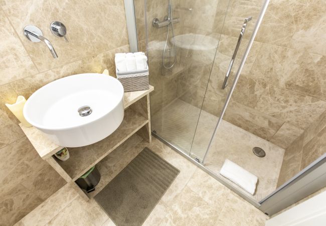 Apartment in Venice -  Elegant Fornasa Vecia Canal View R&R Apartment in Venice -  Elegant Fornasa Vecia Canal View R&R