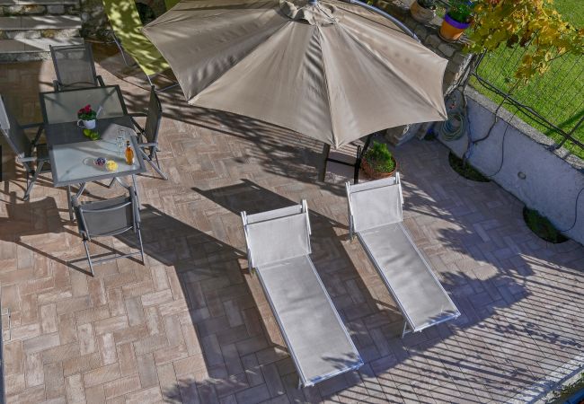 Apartment in Tignale - Villa Ornella - Belvedere Theater Home, in the historic centre with marvellous lake view Apartment in Tignale - Villa Ornella - Belvedere Theater Home, in the historic centre with marvellous lake view