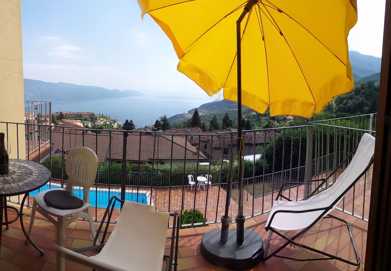 Apartment in Tignale - Elisabetta - Theater Home, with marvellous lake view and pool Apartment in Tignale - Elisabetta - Theater Home, with marvellous lake view and pool
