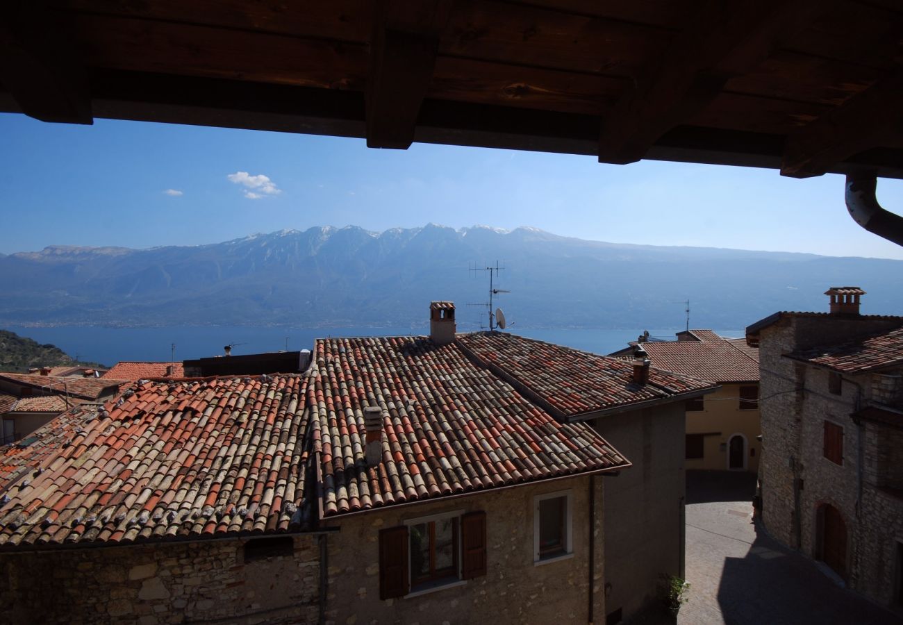 Apartment in Tignale - La Corte - Finil Theater Home, well furnished with lake view Apartment in Tignale - La Corte - Finil Theater Home, well furnished with lake view