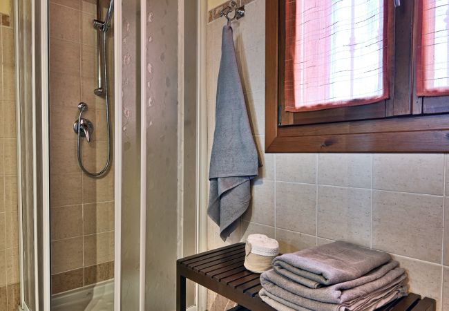 Apartment in Gargnano - Casaliva by Theater Home, with marvellous lake view Apartment in Gargnano - Casaliva by Theater Home, with marvellous lake view