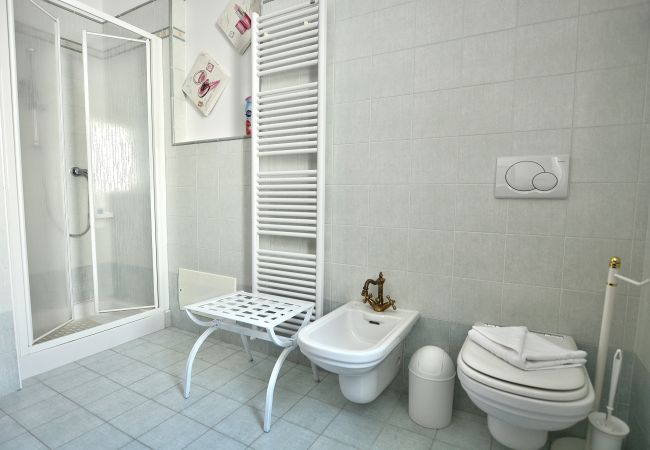 Apartment in Costermano - Orange Apartment Apartment in Costermano - Orange Apartment