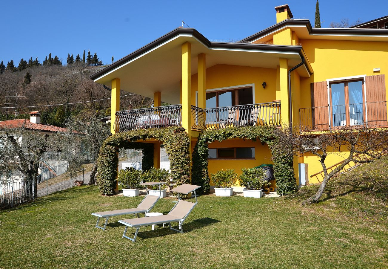 Apartment in Costermano - Orange Apartment Apartment in Costermano - Orange Apartment