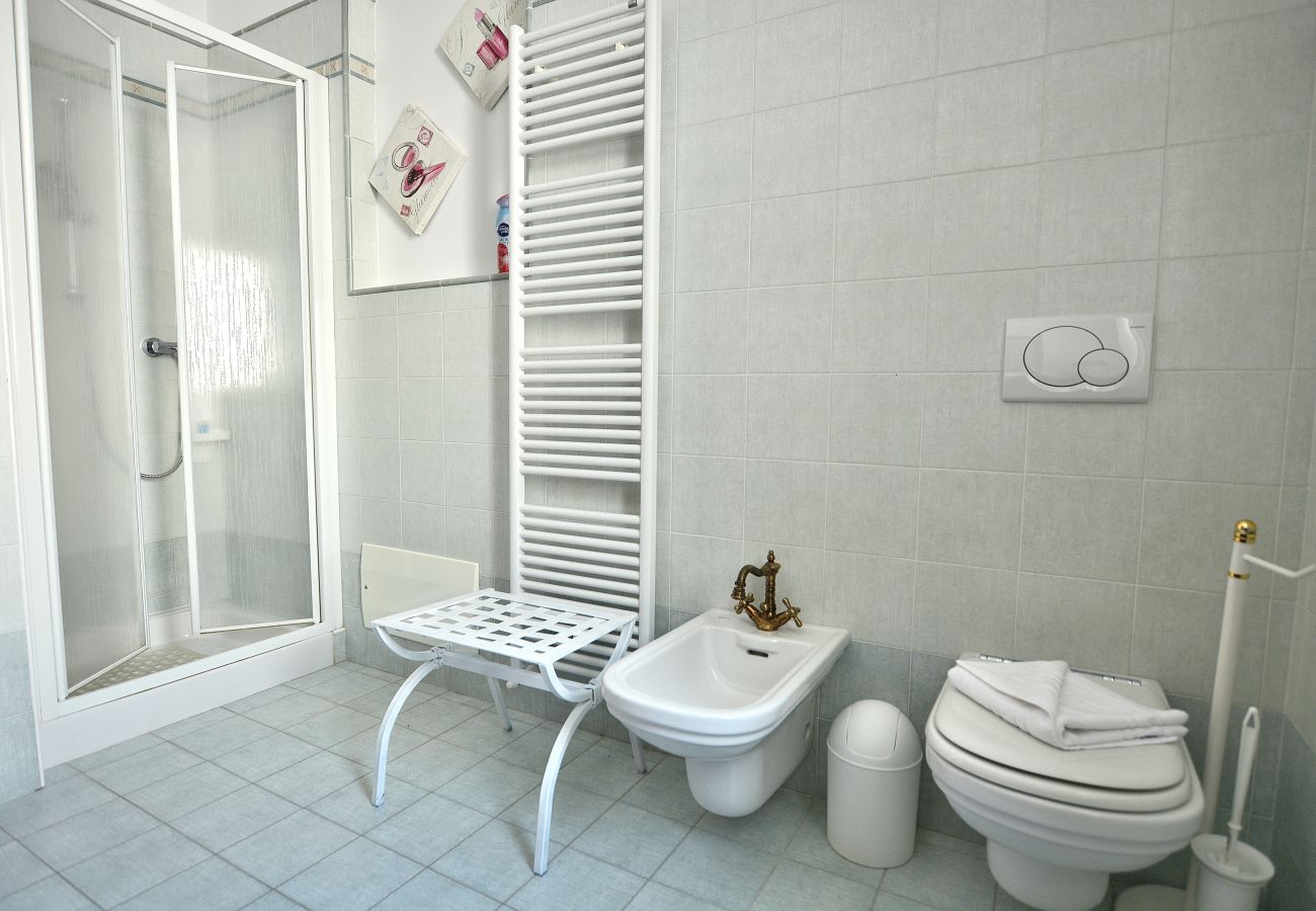 Apartment in Costermano - Orange Apartment Apartment in Costermano - Orange Apartment