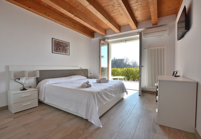 Apartment in Costermano - Red Apartment Marciaga Apartment in Costermano - Red Apartment Marciaga