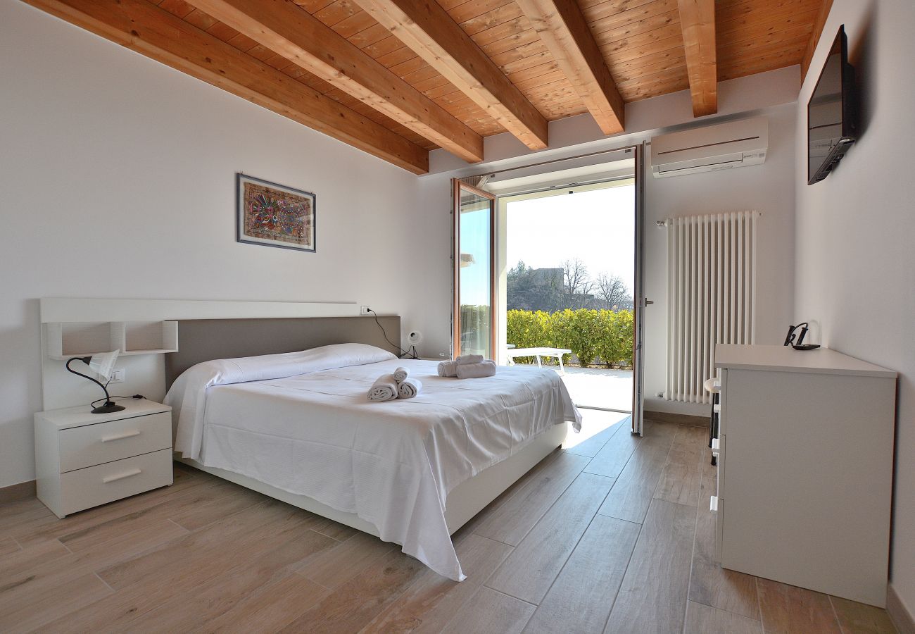 Apartment in Costermano - Red Apartment Marciaga Apartment in Costermano - Red Apartment Marciaga