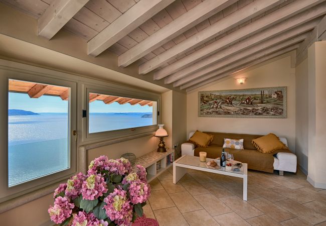 Apartment in Gargnano - Attico Elais by Theater Home - with pool and marvellous lake view Apartment in Gargnano - Attico Elais by Theater Home - with pool and marvellous lake view