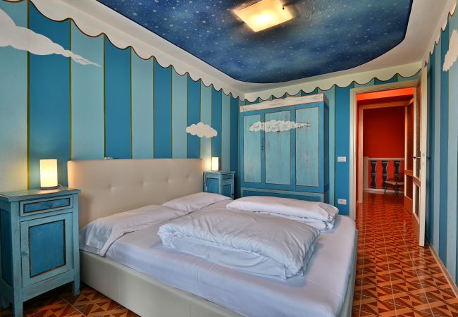 House in Gargnano - Al Pos by Theater Home, with marvellous lake view House in Gargnano - Al Pos by Theater Home, with marvellous lake view