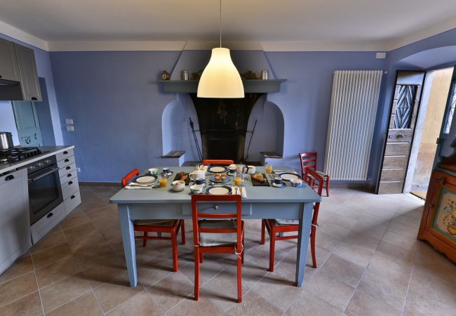 House in Gargnano - Casa La Villanella by Theater Home - with marvellous lake view House in Gargnano - Casa La Villanella by Theater Home - with marvellous lake view