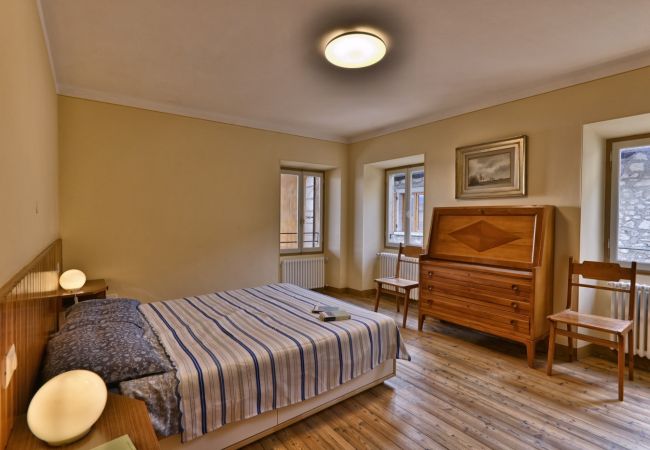 House in Gargnano - Casa La Villanella by Theater Home - with marvellous lake view House in Gargnano - Casa La Villanella by Theater Home - with marvellous lake view