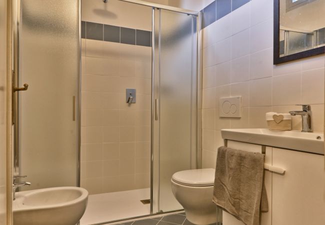 House in Gargnano - Casa La Villanella by Theater Home - with marvellous lake view House in Gargnano - Casa La Villanella by Theater Home - with marvellous lake view