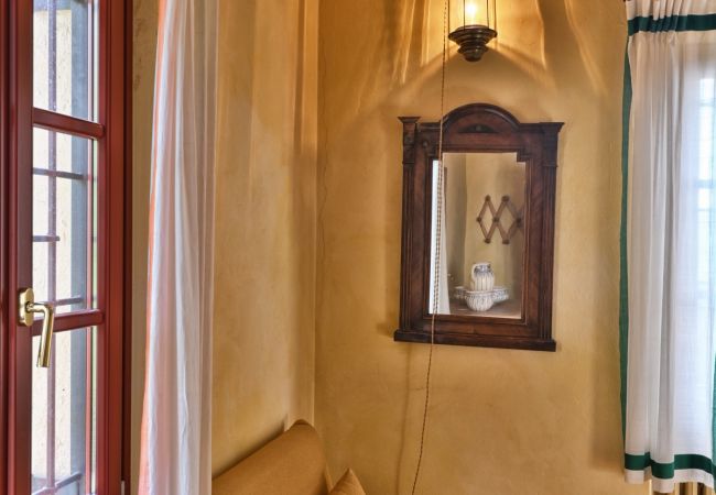 Villa in Gargnano -  Villa Mignaga by Theater Home, with marvellous lake view Villa in Gargnano -  Villa Mignaga by Theater Home, with marvellous lake view