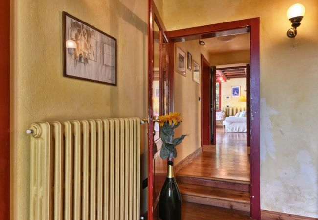 Villa in Gargnano -  Villa Mignaga by Theater Home, with marvellous lake view Villa in Gargnano -  Villa Mignaga by Theater Home, with marvellous lake view