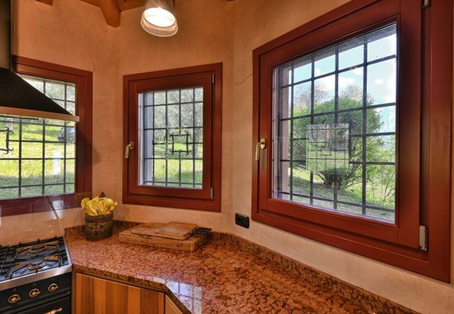 Villa in Gargnano -  Villa Mignaga by Theater Home, with marvellous lake view Villa in Gargnano -  Villa Mignaga by Theater Home, with marvellous lake view