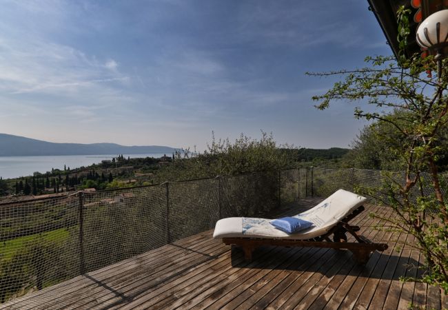 Villa in Gargnano -  Villa Mignaga by Theater Home, with marvellous lake view Villa in Gargnano -  Villa Mignaga by Theater Home, with marvellous lake view