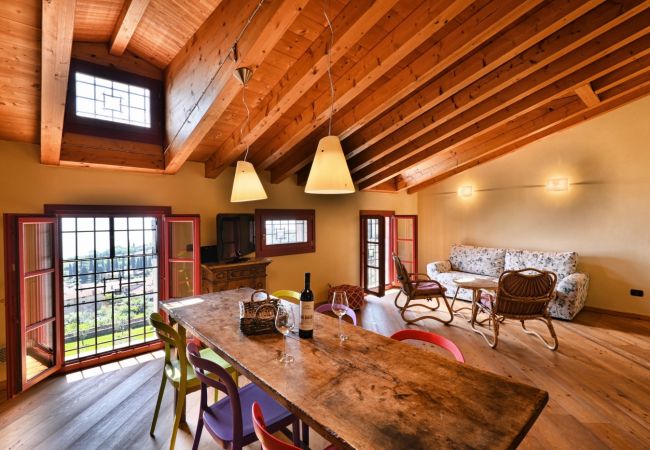 Villa in Gargnano -  Villa Mignaga by Theater Home, with marvellous lake view Villa in Gargnano -  Villa Mignaga by Theater Home, with marvellous lake view