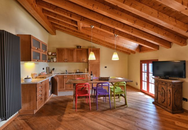 Villa in Gargnano -  Villa Mignaga by Theater Home, with marvellous lake view Villa in Gargnano -  Villa Mignaga by Theater Home, with marvellous lake view