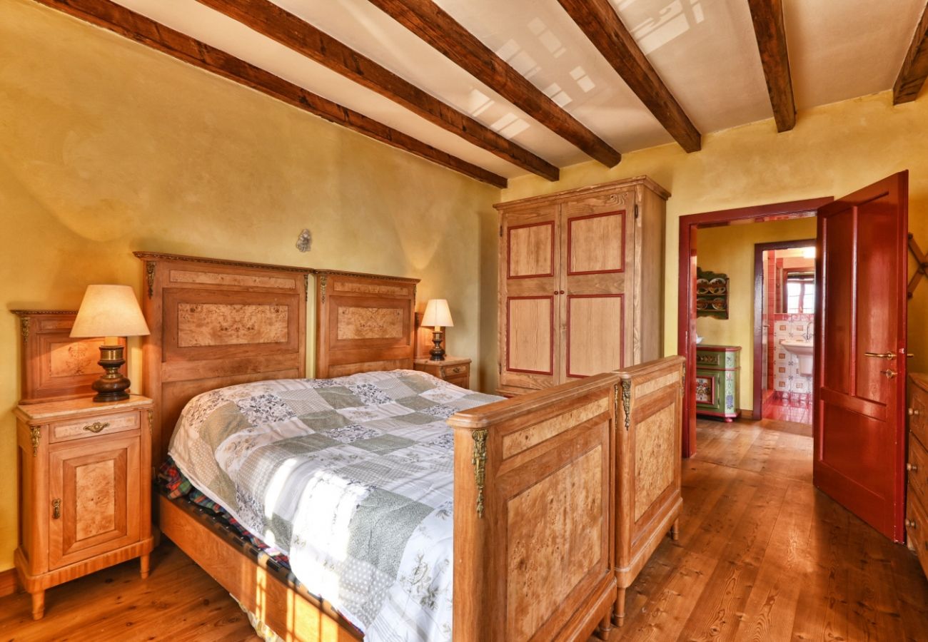 Villa in Gargnano -  Villa Mignaga by Theater Home, with marvellous lake view Villa in Gargnano -  Villa Mignaga by Theater Home, with marvellous lake view