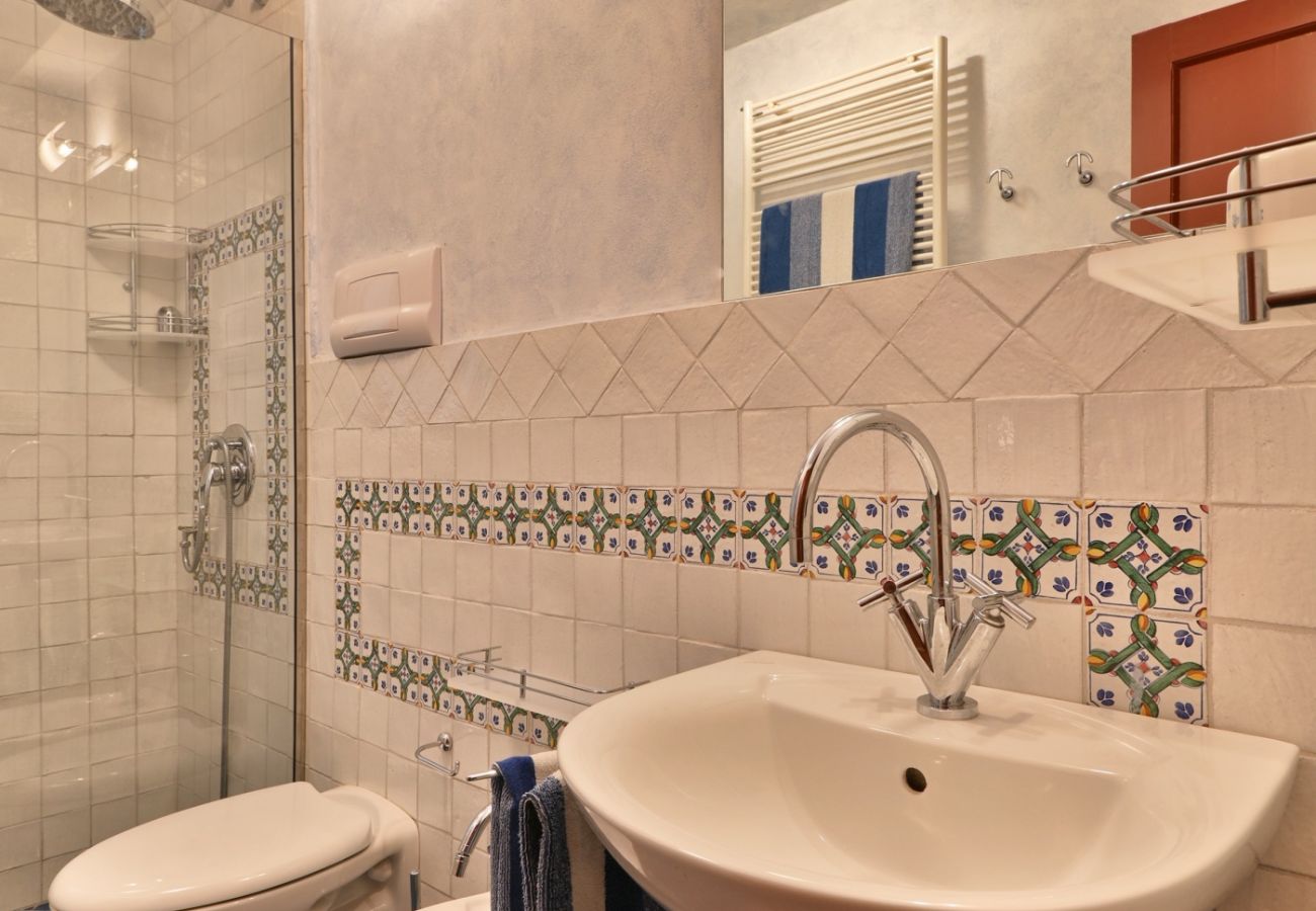 Villa in Gargnano -  Villa Mignaga by Theater Home, with marvellous lake view Villa in Gargnano -  Villa Mignaga by Theater Home, with marvellous lake view