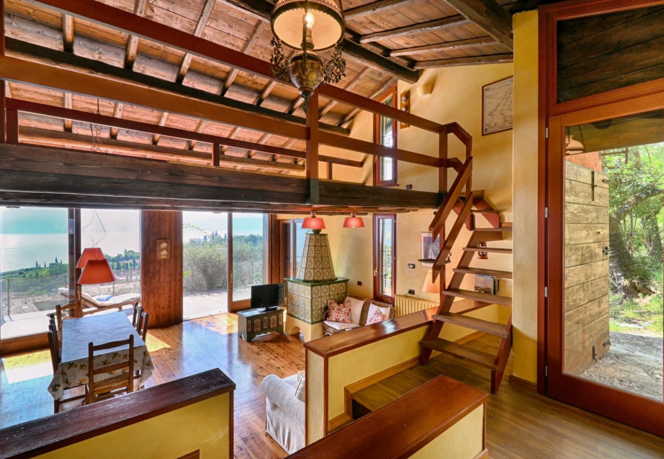 Villa in Gargnano -  Villa Mignaga by Theater Home, with marvellous lake view Villa in Gargnano -  Villa Mignaga by Theater Home, with marvellous lake view