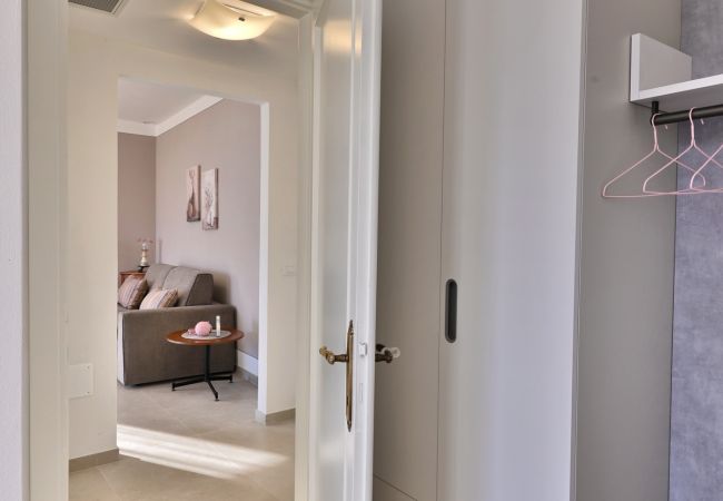 Apartment in Tignale - Appartamento Alba by Theater Home - with marvellous lake view Apartment in Tignale - Appartamento Alba by Theater Home - with marvellous lake view