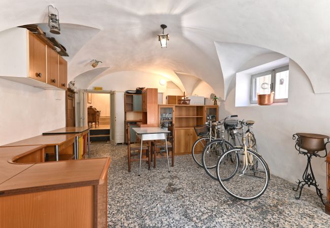 Apartment in Gargnano - La Casa del Vento - Appartamento Montagna by Theater Home Apartment in Gargnano - La Casa del Vento - Appartamento Montagna by Theater Home