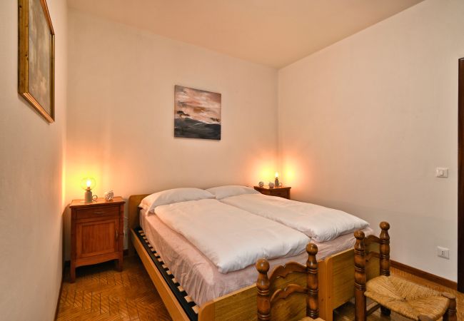 Apartment in Gargnano -  La Casa del Vento - Appartamento Collina by Theater Home Apartment in Gargnano -  La Casa del Vento - Appartamento Collina by Theater Home