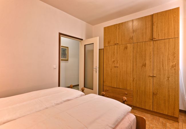 Apartment in Gargnano -  La Casa del Vento - Appartamento Collina by Theater Home Apartment in Gargnano -  La Casa del Vento - Appartamento Collina by Theater Home