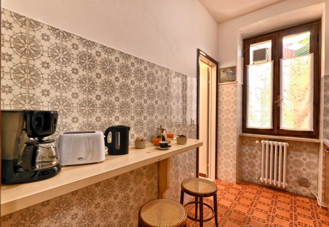 Apartment in Gargnano -  La Casa del Vento - Appartamento Collina by Theater Home Apartment in Gargnano -  La Casa del Vento - Appartamento Collina by Theater Home