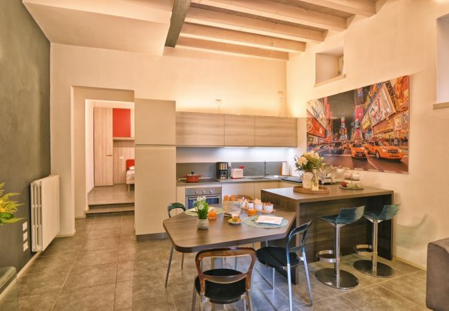 Apartment in Gargnano - Appartamento Simone by Theater Home, in the heart of Gargnano Apartment in Gargnano - Appartamento Simone by Theater Home, in the heart of Gargnano