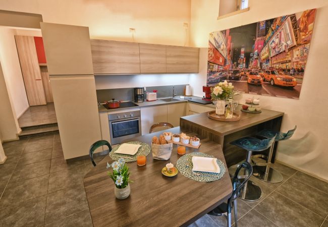 Apartment in Gargnano - Appartamento Simone by Theater Home, in the heart of Gargnano Apartment in Gargnano - Appartamento Simone by Theater Home, in the heart of Gargnano