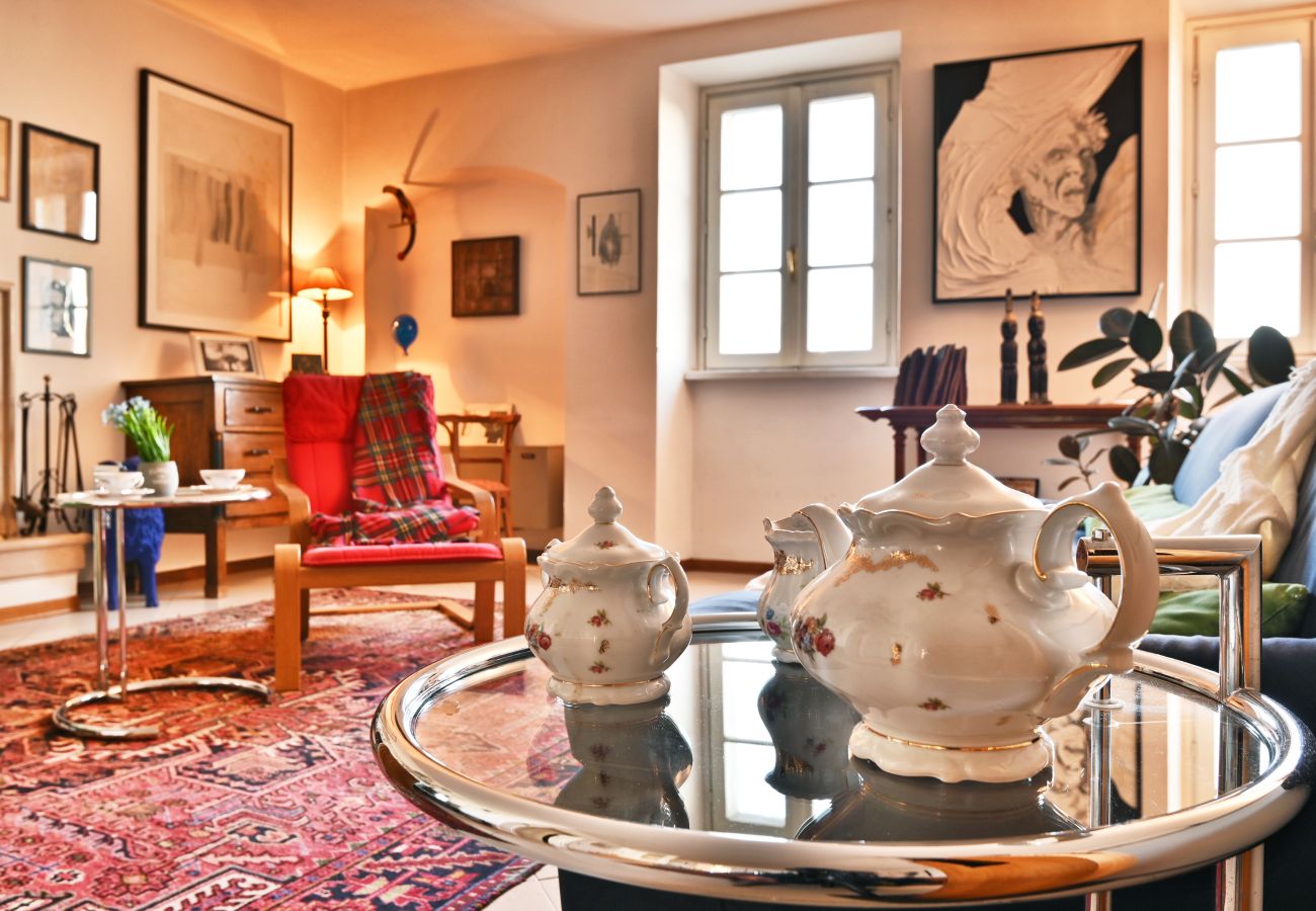 Apartment in Gargnano - Appartamento Il Teatro by Theater Home - with marvellous lake view Apartment in Gargnano - Appartamento Il Teatro by Theater Home - with marvellous lake view