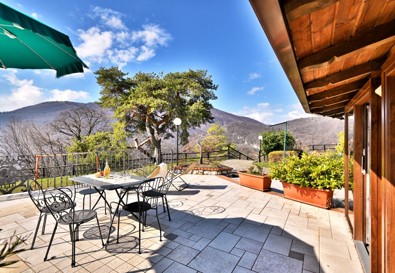 Apartment in Tignale - Appartamento 17 by Theater Home - immersed in nature and with swimming pool