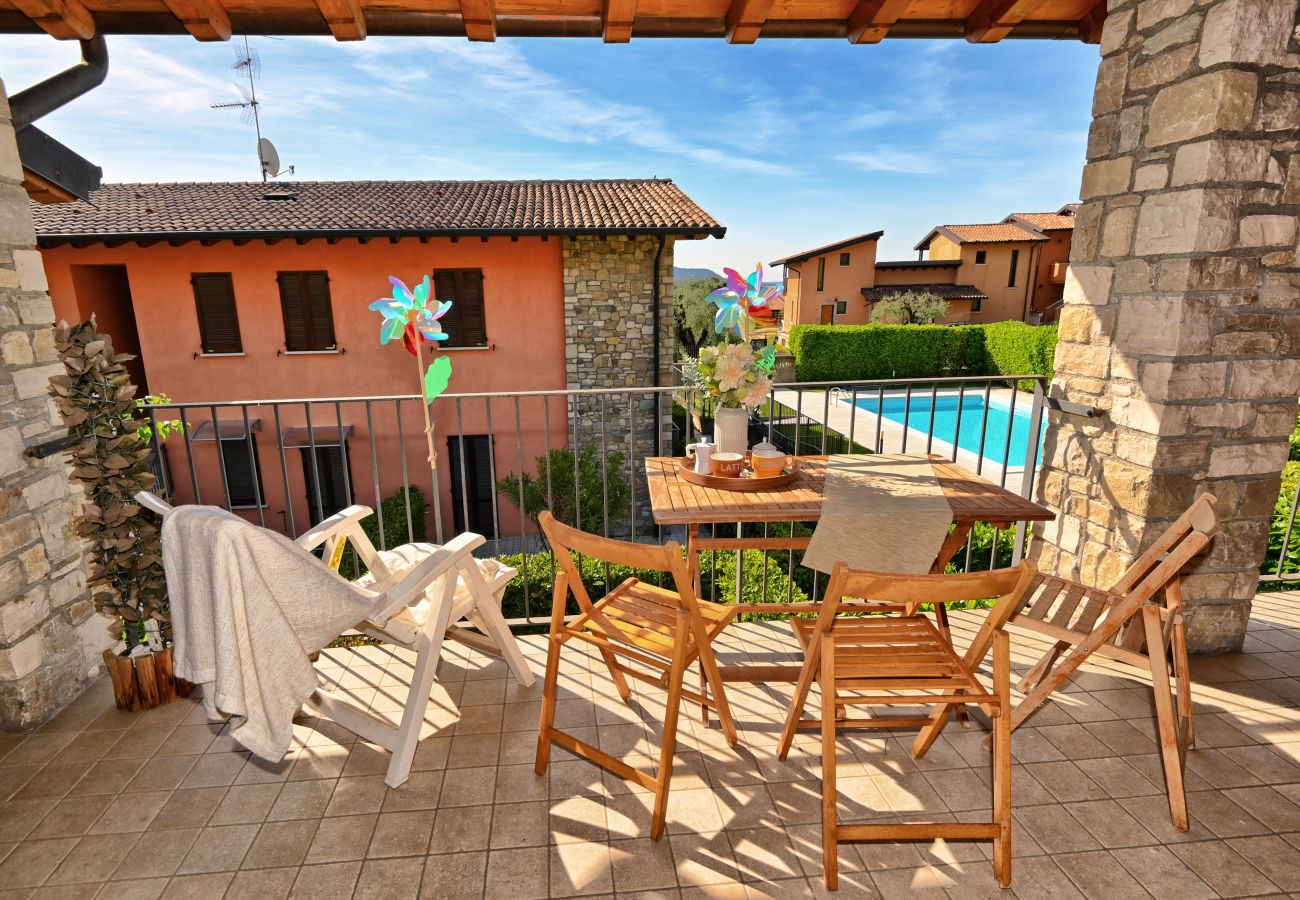 Apartment in Toscolano-Maderno - Appartamento Serena by Theater Home - with pool and garage