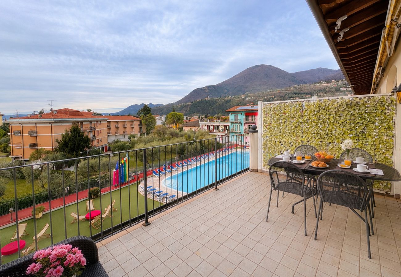 Apartment in Toscolano-Maderno - Giardino dei colori - App. 307 by Theater Home, with balcony and pool